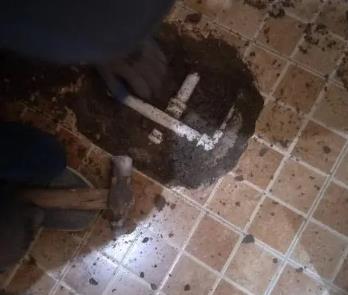平果卫生间漏水维修公司为您分享下卫生间渗水如何处理及注意事项